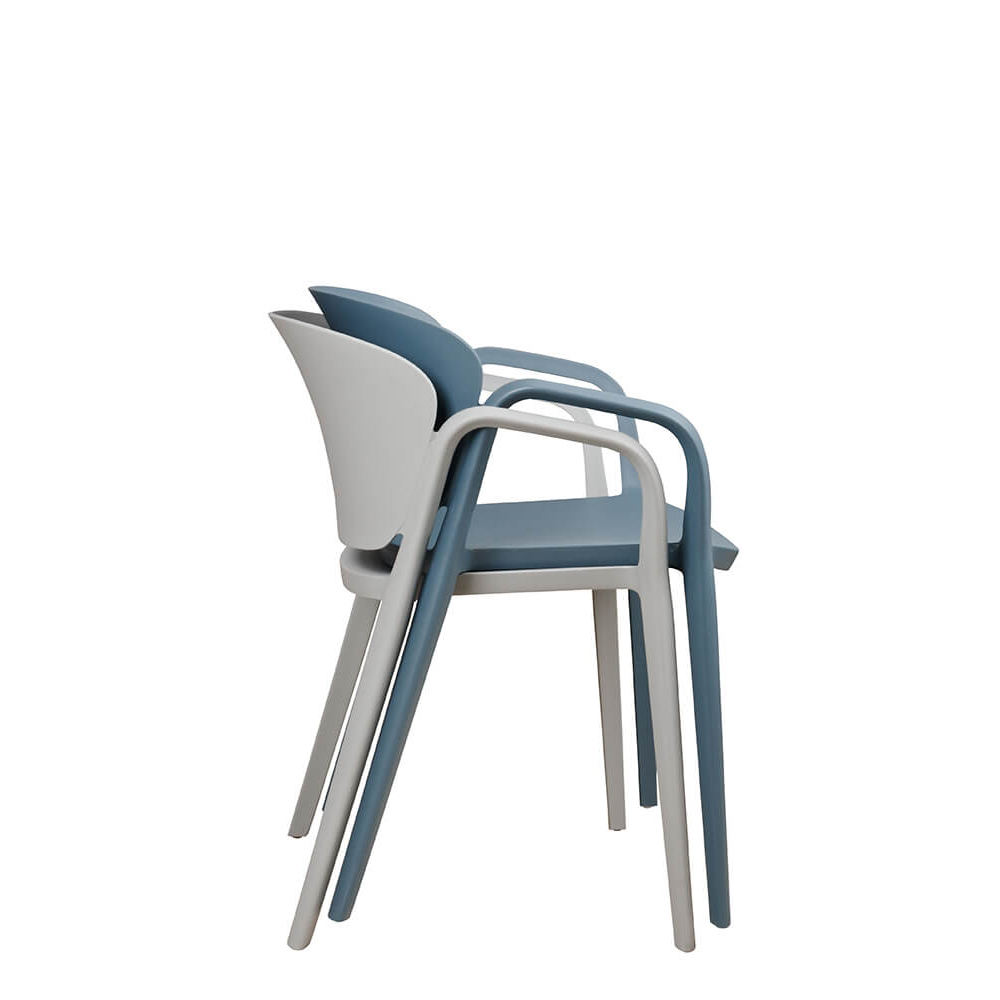 Kunststoffstuhl FOMA 1800 Cold Blue