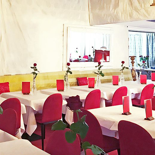 Tischgestell aus Metall für die Gastronomie - Marino-TGF-400 eingedeckt im Restaurant
