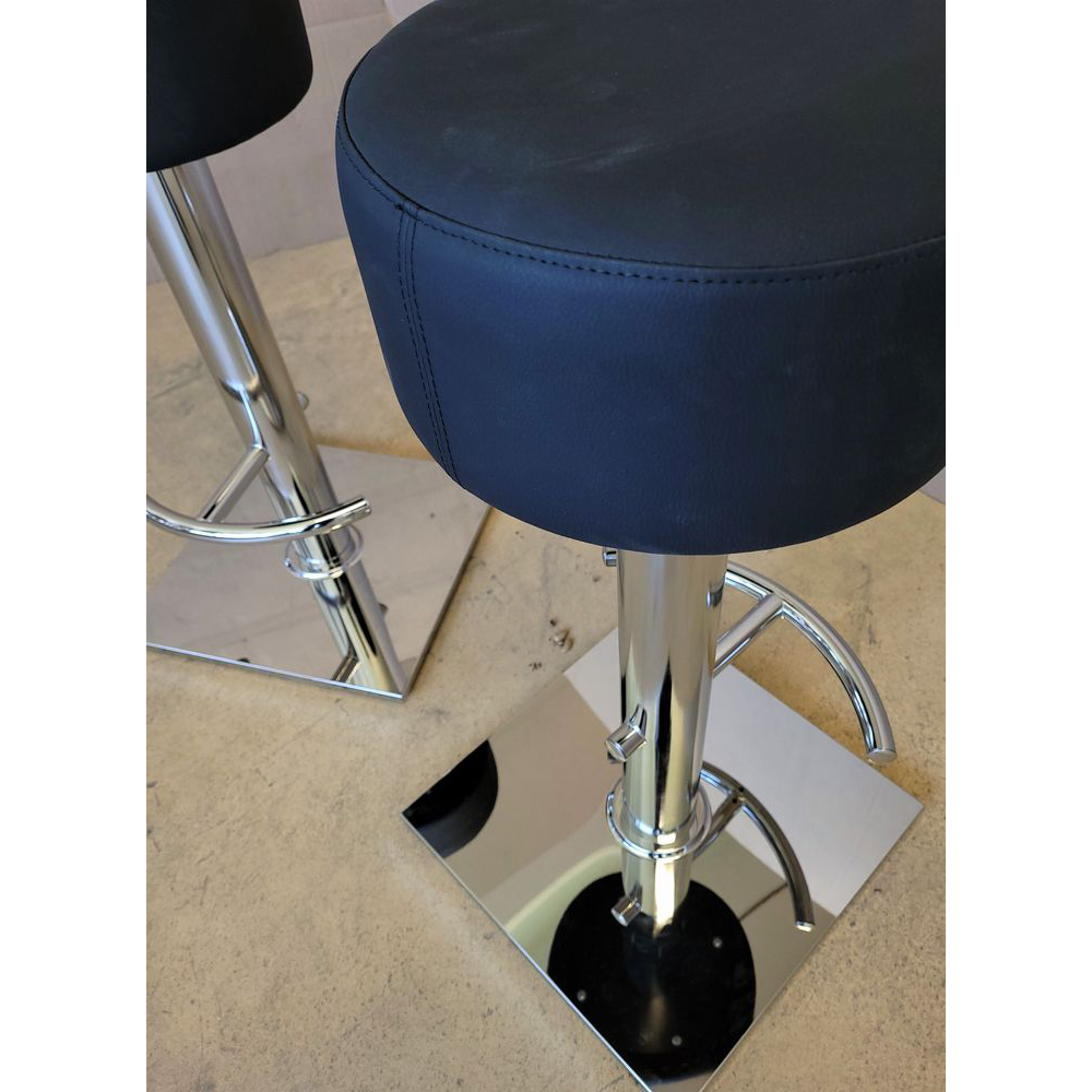 Metallbarhocker Cusa   Sonderposten