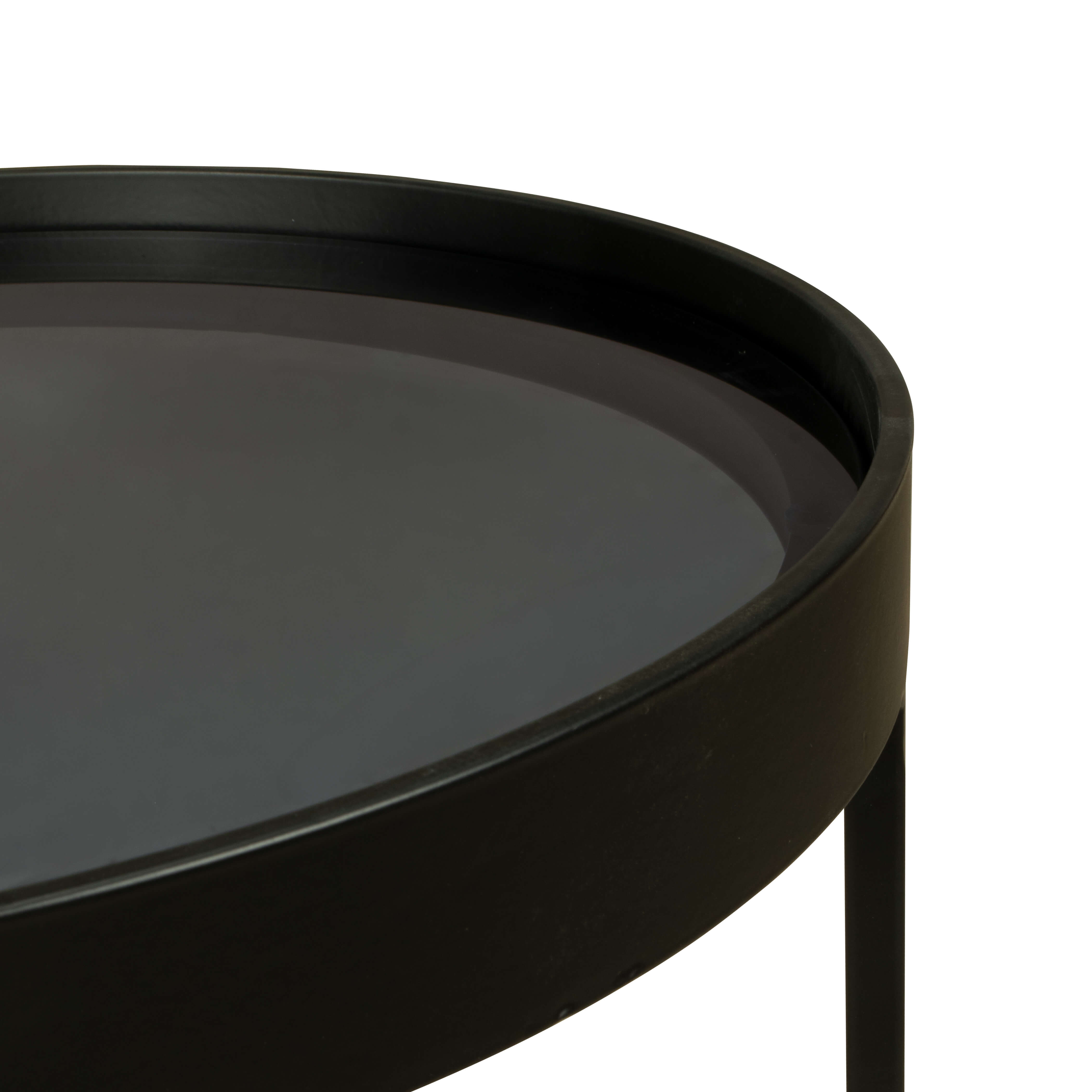 C3 BLK Glass 40 55 Beistelltisch – Detail